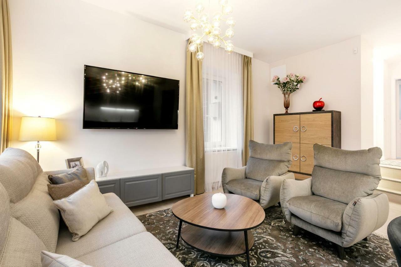 Luxury For Everyone - Hills Park Lux Apartments 3 วิลนีอุส ภายนอก รูปภาพ